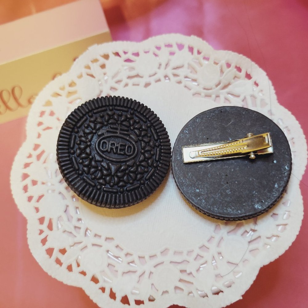 Sweet & Sticky Oreo Cookie Hair Barrette